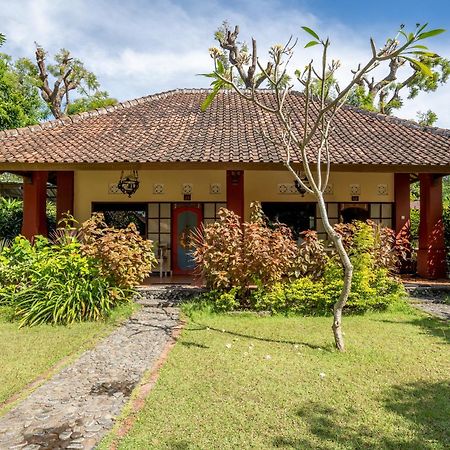 Taman Sari Bali Resort And Spa Pemuteran  Exterior photo
