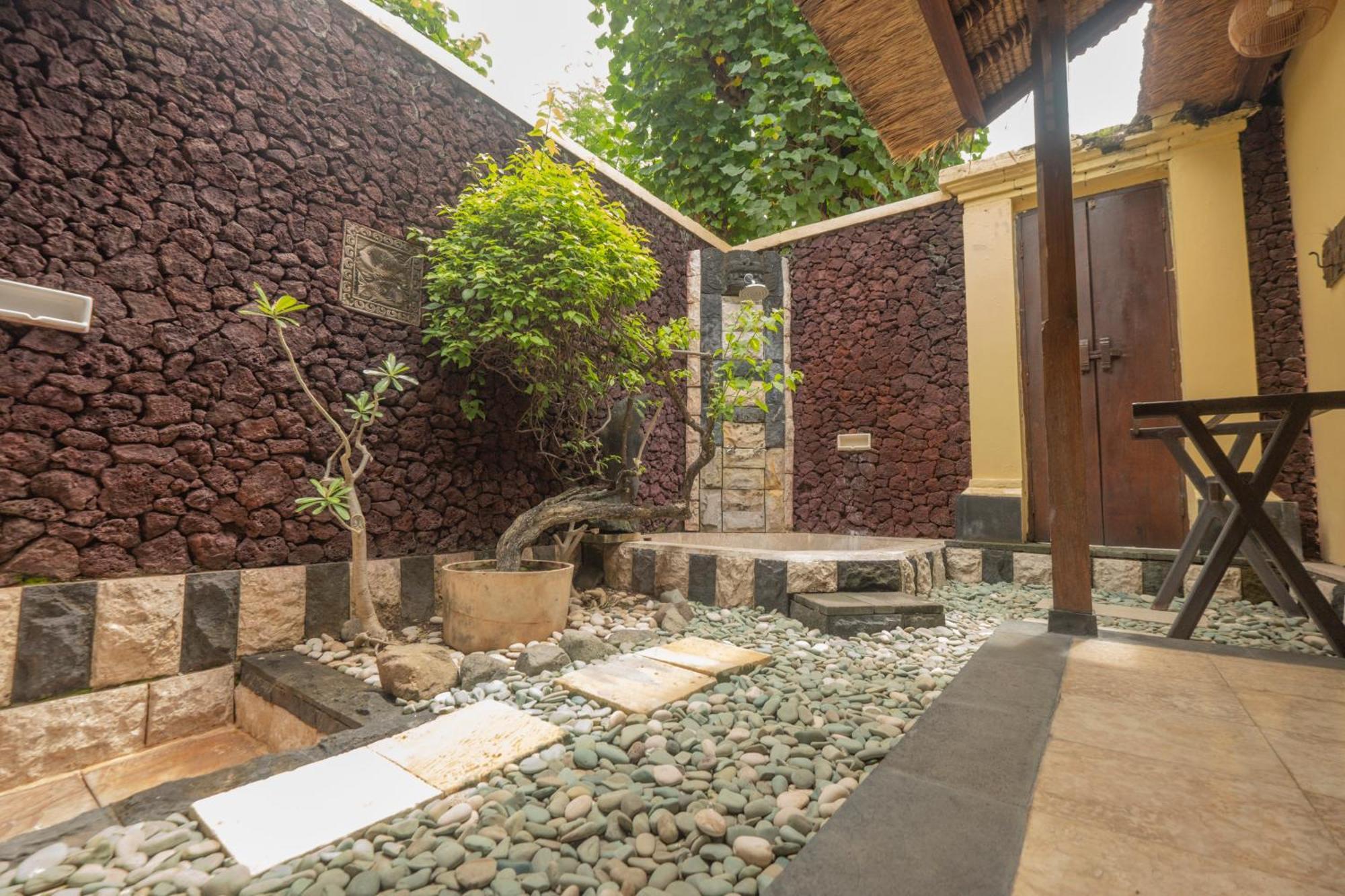 Taman Sari Bali Resort And Spa Pemuteran  Exterior photo